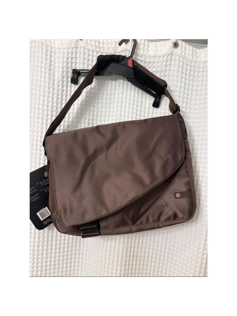 HP messenger bag in rich brown